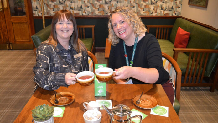Lancaster-House-Hotels-Emma-Underwood-left-with-Emma-Farmer-from-St-Johns-Hospice-3