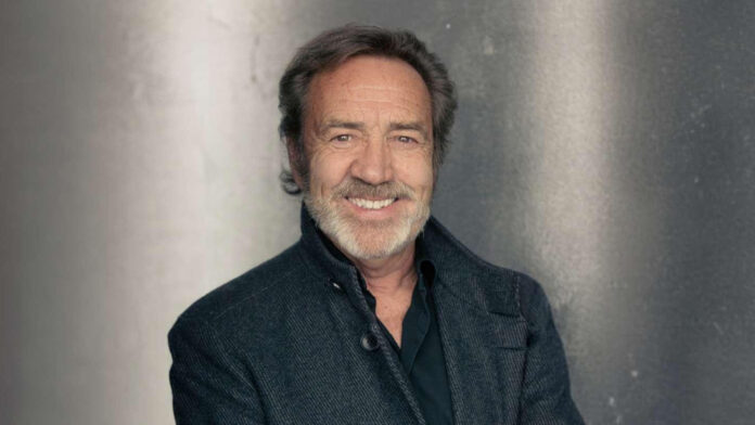 Robert-Lindsay