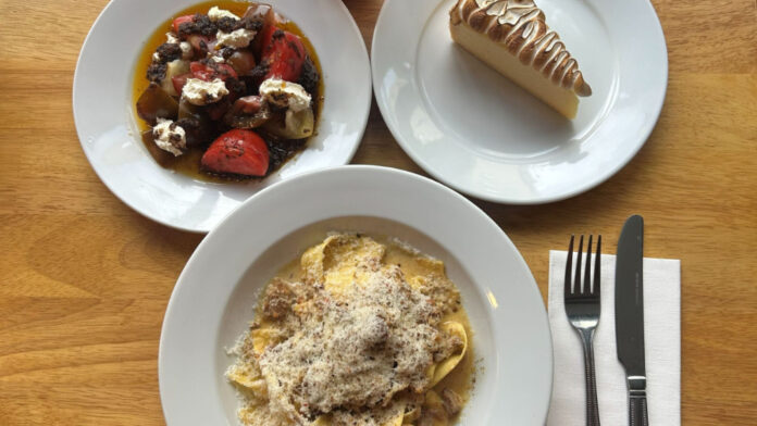 The-Swine-Bistro-20-Thursday-night-menu