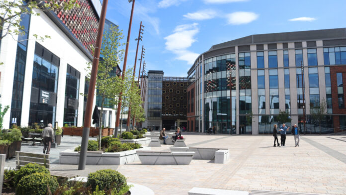 rsz_warrington_time_square
